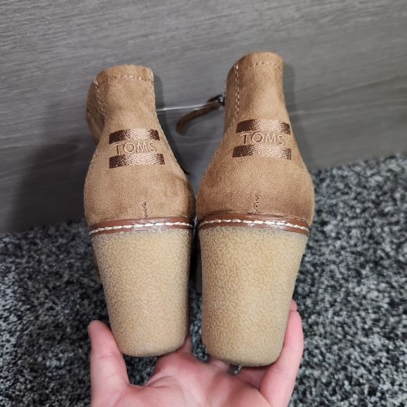 Toms Avery Wedge Heel Bootie Ankle Boot Womens Size 7w Tan Brown Side Zip Suade - Picture 5 of 14